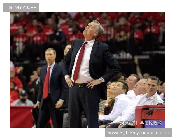 两连败引发危机，高层紧急会议