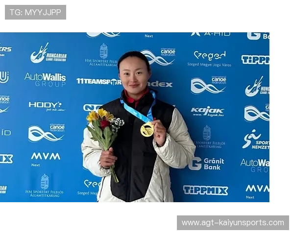 皮划艇世界杯中国女将摘金