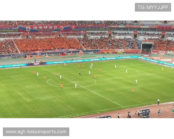 中国足球联赛打造球迷主场沉浸式观赛体验，播放中国足球队