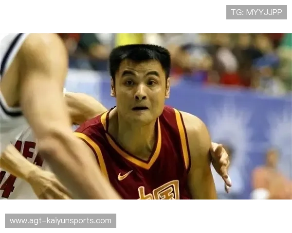 刘玉栋社媒分享日常片段，配文：舌尖上的乡味，刘玉栋老家